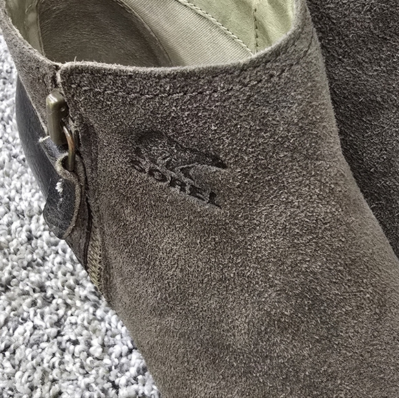 SOREL Leather Low Anckle Booties Sz 9 - Picture 4 of 10